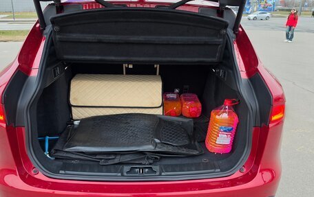 Jaguar F-Pace, 2018 год, 2 999 000 рублей, 20 фотография