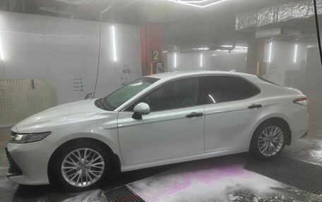 Toyota Camry, 2020 год, 3 077 000 рублей, 3 фотография