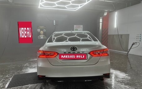 Toyota Camry, 2020 год, 3 077 000 рублей, 5 фотография