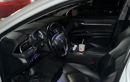 Toyota Camry, 2020 год, 3 077 000 рублей, 14 фотография