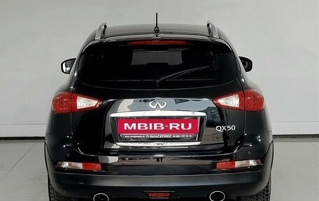 Infiniti QX50 I рестайлинг, 2015 год, 1 920 000 рублей, 3 фотография