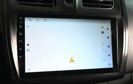 Renault Logan II, 2020 год, 649 000 рублей, 13 фотография