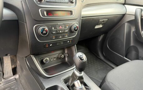 KIA Sorento II рестайлинг, 2012 год, 1 300 000 рублей, 17 фотография