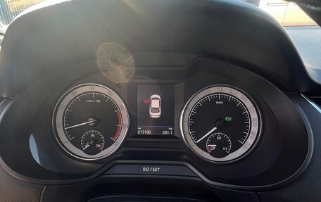 Skoda Octavia, 2017 год, 1 630 000 рублей, 10 фотография