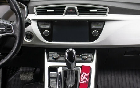 Geely Atlas I, 2019 год, 1 798 000 рублей, 15 фотография