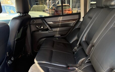 Mitsubishi Pajero IV, 2008 год, 1 700 000 рублей, 7 фотография