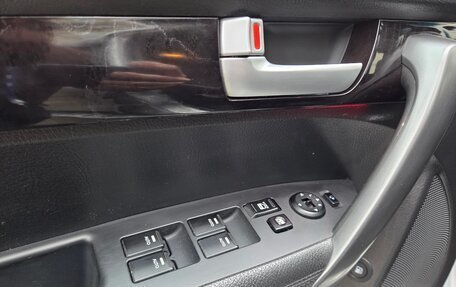 KIA Sorento II рестайлинг, 2014 год, 1 890 000 рублей, 23 фотография