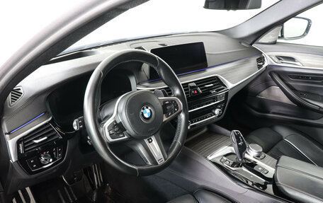 BMW 5 серия, 2019 год, 5 499 000 рублей, 12 фотография