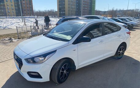 Hyundai Solaris II рестайлинг, 2019 год, 1 520 000 рублей, 2 фотография