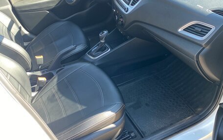 Hyundai Solaris II рестайлинг, 2019 год, 1 520 000 рублей, 10 фотография