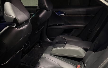 Toyota Camry, 2019 год, 2 790 000 рублей, 4 фотография