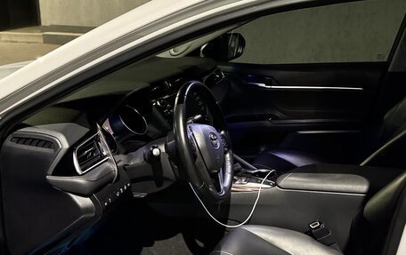 Toyota Camry, 2019 год, 2 790 000 рублей, 3 фотография