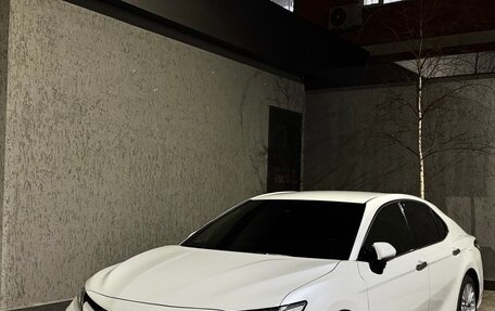 Toyota Camry, 2019 год, 2 790 000 рублей, 2 фотография