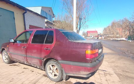 Volkswagen Vento, 1992 год, 150 000 рублей, 3 фотография