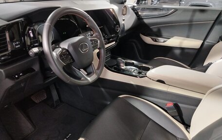 Lexus NX, 2022 год, 5 560 000 рублей, 5 фотография