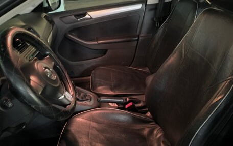 Volkswagen Jetta VI, 2013 год, 1 300 000 рублей, 11 фотография