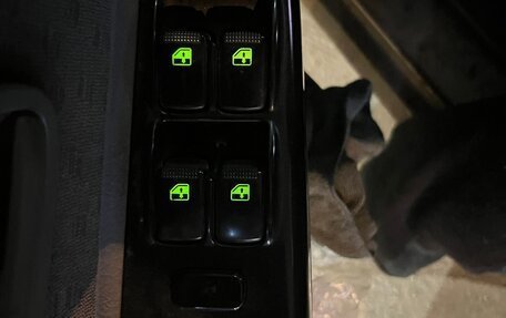 KIA Rio II, 2005 год, 200 000 рублей, 13 фотография