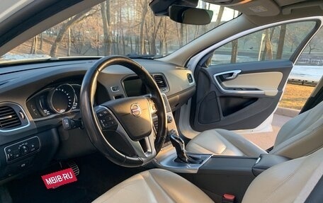 Volvo S60 Cross Country, 2016 год, 2 051 000 рублей, 24 фотография