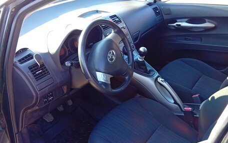 Toyota Auris II, 2009 год, 575 000 рублей, 7 фотография
