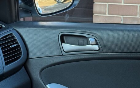 Hyundai Solaris II рестайлинг, 2015 год, 985 000 рублей, 17 фотография