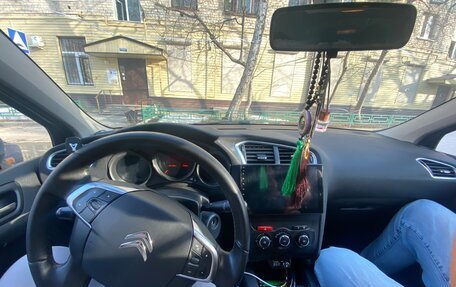 Citroen C4 II рестайлинг, 2011 год, 800 000 рублей, 4 фотография