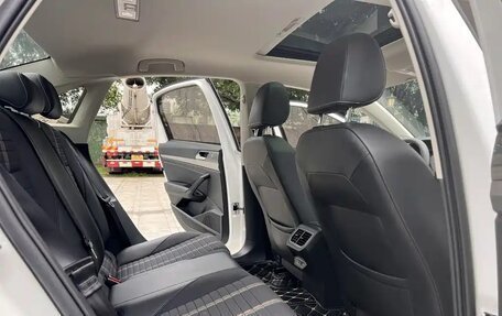 Volkswagen Lavida, 2022 год, 1 410 007 рублей, 10 фотография