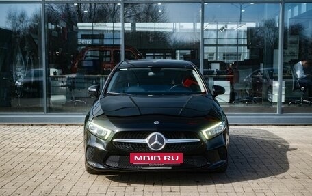 Mercedes-Benz A-Класс, 2018 год, 2 400 000 рублей, 3 фотография