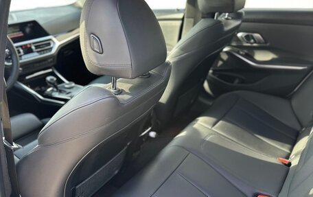 BMW 3 серия, 2019 год, 3 450 000 рублей, 14 фотография