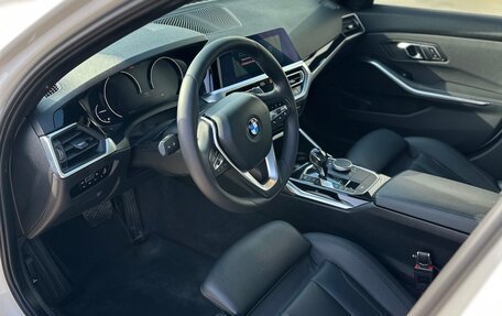 BMW 3 серия, 2019 год, 3 450 000 рублей, 8 фотография