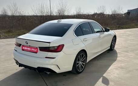 BMW 3 серия, 2019 год, 3 450 000 рублей, 3 фотография