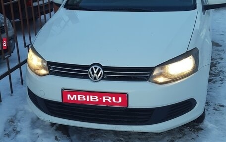 Volkswagen Polo VI (EU Market), 2014 год, 865 000 рублей, 1 фотография