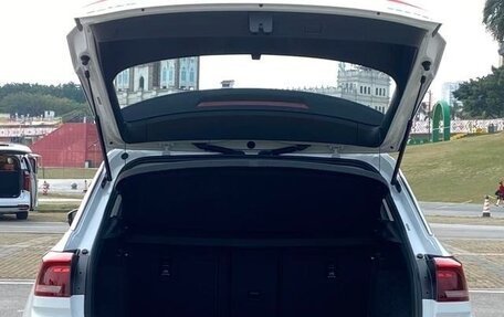 Volkswagen T-Roc I, 2021 год, 1 680 007 рублей, 6 фотография