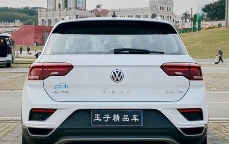 Volkswagen T-Roc I, 2021 год, 1 680 007 рублей, 5 фотография