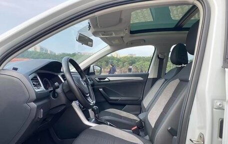 Volkswagen T-Roc I, 2021 год, 1 680 007 рублей, 7 фотография