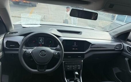 Volkswagen T-Cross I, 2021 год, 1 585 007 рублей, 10 фотография