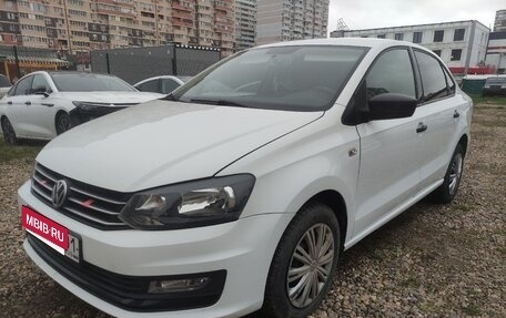 Volkswagen Polo VI (EU Market), 2016 год, 850 000 рублей, 1 фотография