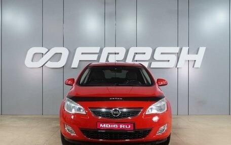 Opel Astra J, 2010 год, 699 000 рублей, 3 фотография