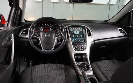 Opel Astra J, 2010 год, 699 000 рублей, 6 фотография