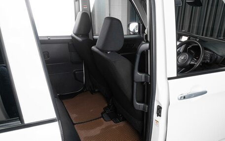 Toyota Tank I, 2017 год, 923 070 рублей, 11 фотография