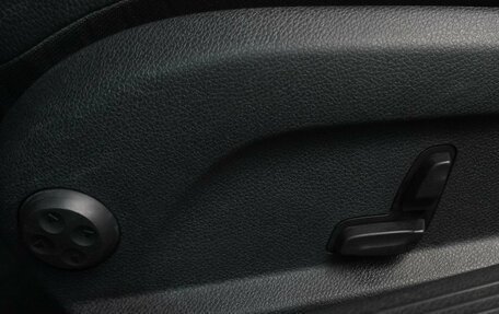 Mercedes-Benz C-Класс, 2019 год, 3 299 000 рублей, 17 фотография