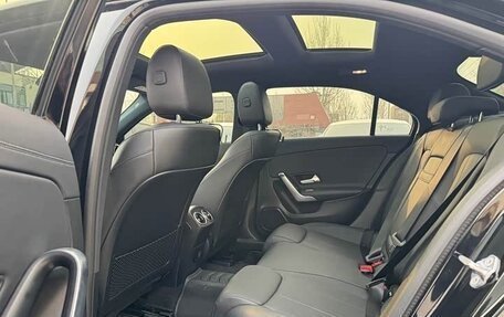 Mercedes-Benz A-Класс, 2022 год, 1 850 000 рублей, 8 фотография