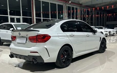 BMW 1 серия, 2022 год, 1 890 000 рублей, 5 фотография