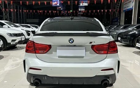 BMW 1 серия, 2022 год, 1 890 000 рублей, 4 фотография