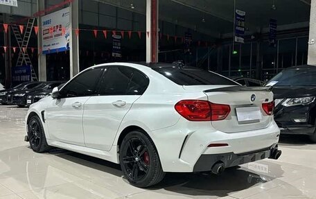 BMW 1 серия, 2022 год, 1 890 000 рублей, 7 фотография