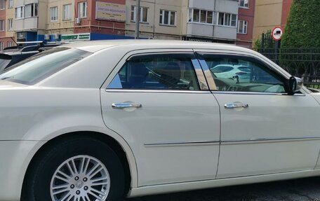 Chrysler 300C II, 2010 год, 1 350 000 рублей, 4 фотография