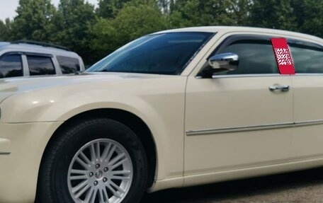 Chrysler 300C II, 2010 год, 1 350 000 рублей, 5 фотография