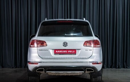 Volkswagen Touareg III, 2016 год, 3 450 000 рублей, 4 фотография