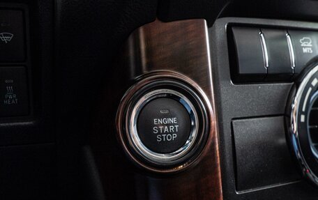 Toyota Land Cruiser Prado 150 рестайлинг 2, 2015 год, 4 140 000 рублей, 15 фотография