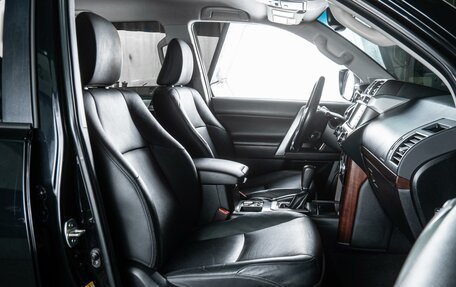 Toyota Land Cruiser Prado 150 рестайлинг 2, 2015 год, 4 140 000 рублей, 8 фотография