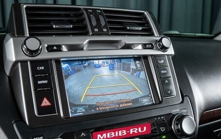 Toyota Land Cruiser Prado 150 рестайлинг 2, 2015 год, 4 140 000 рублей, 14 фотография